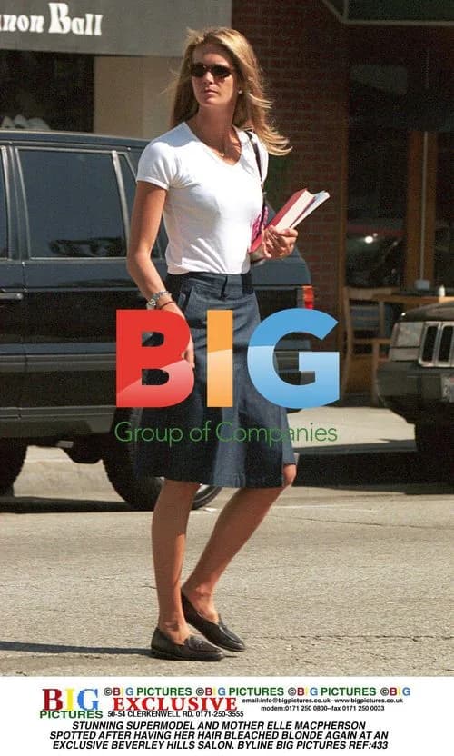 Elle Macpherson Spotted After Salon Visit