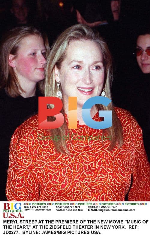 Meryl Streep at premiere of "Music of the Heart"