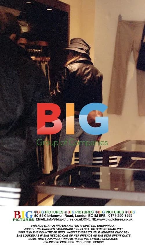 Jennifer Aniston Spotted Shopping in London