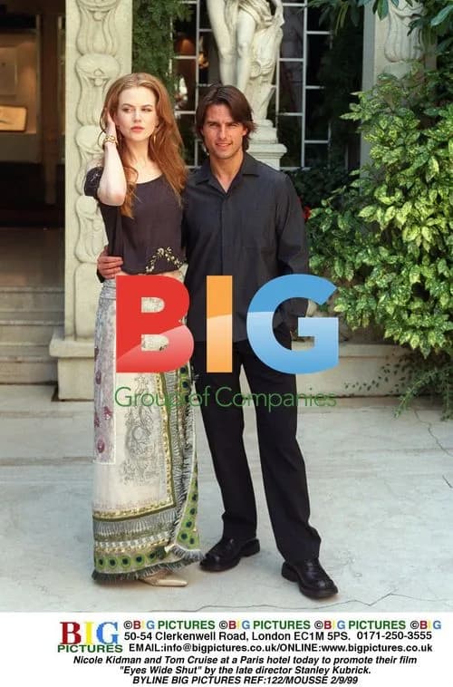 Nicole Kidman and Tom Cruise at Paris hotel