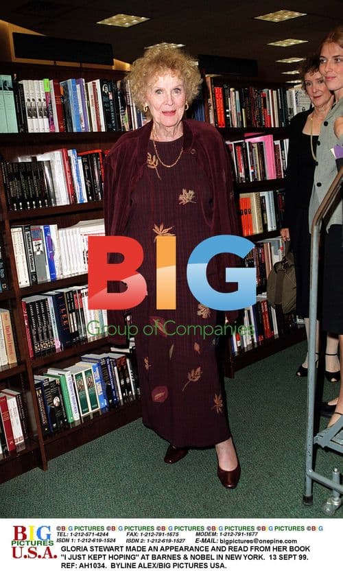 Gloria Stewart Book Reading in New York