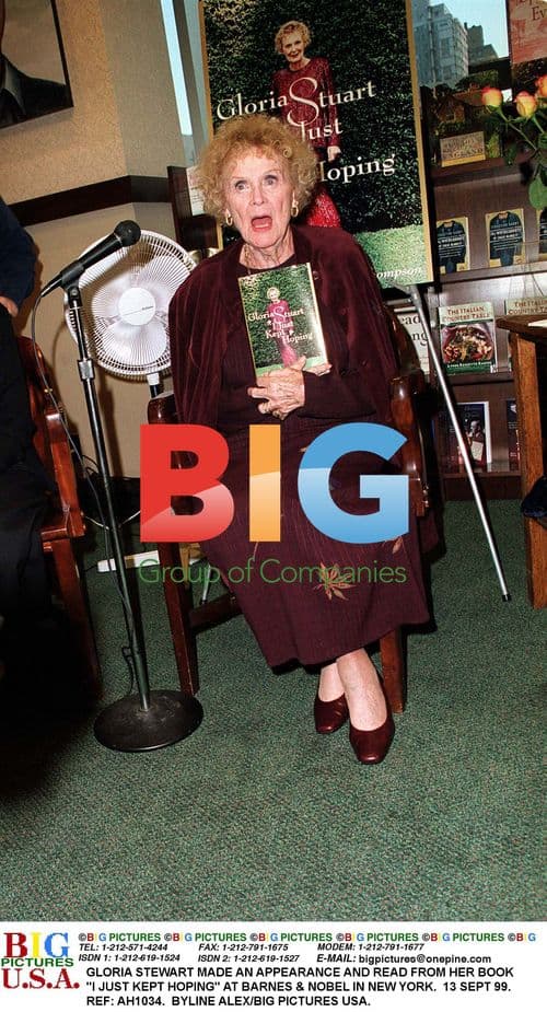 Gloria Stewart Book Reading in New York