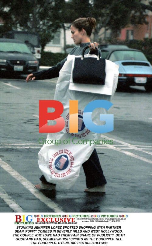 Jennifer Lopez and Sean Combs Shopping in LA