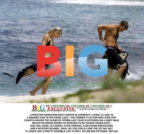 Ricky Martin Enjoys Maui Beach Getaway