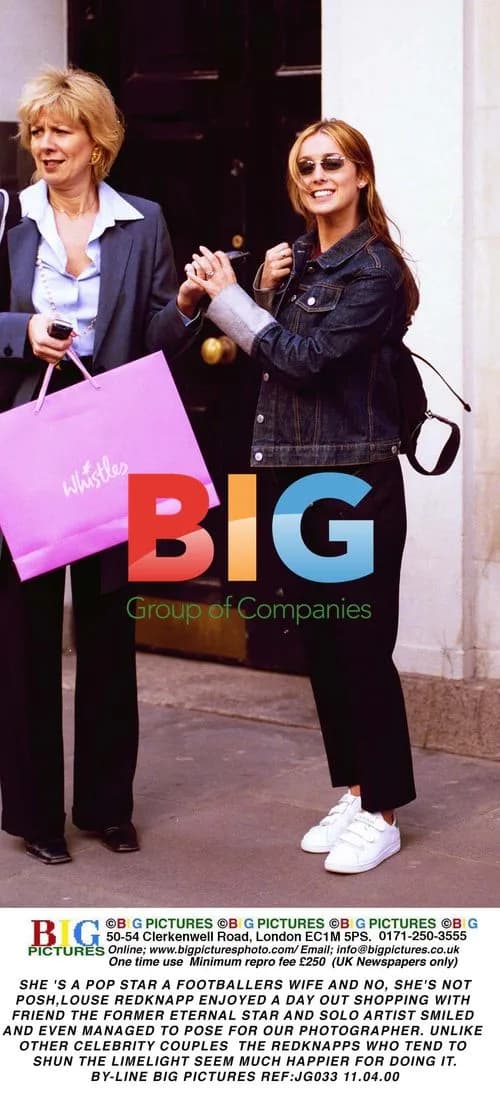Louise Redknapp Goes Shopping with Friend