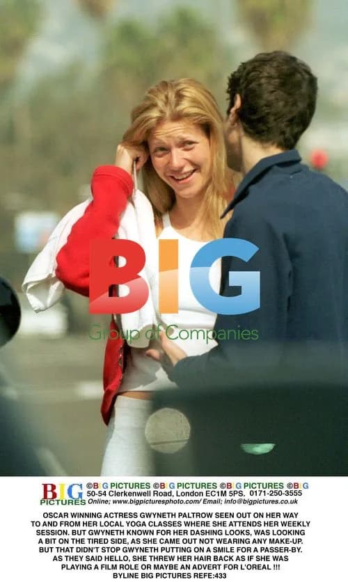 Gwyneth Paltrow Leaving Yoga Class