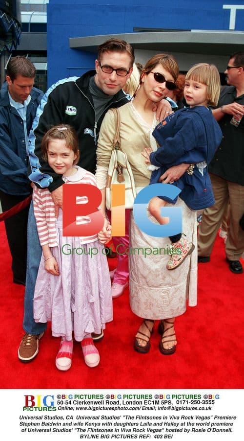 Stephen Baldwin and Family at 'The Flinstones' Premiere
