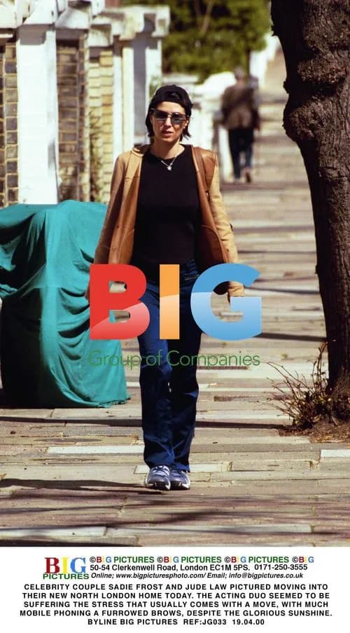 Jude Law and Sadie Frost Move Homes