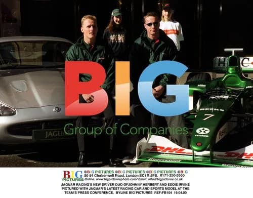 Jaguar Racing's new driver duo with cars