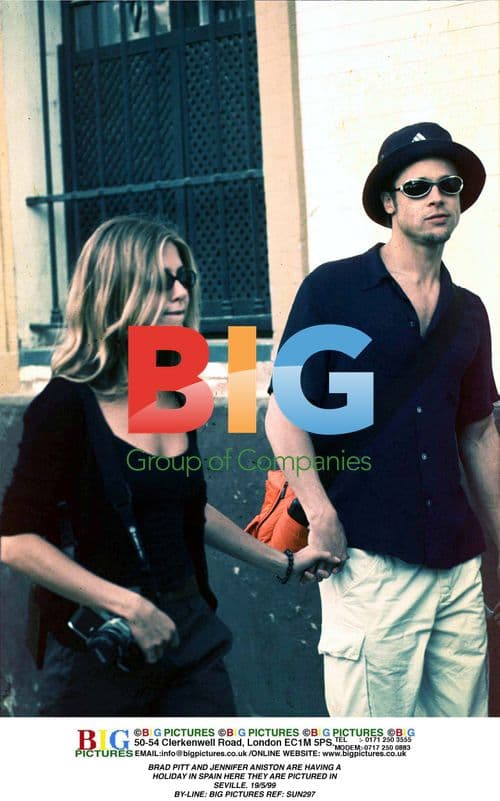 Brad Pitt and Jennifer Aniston on holiday in Spain