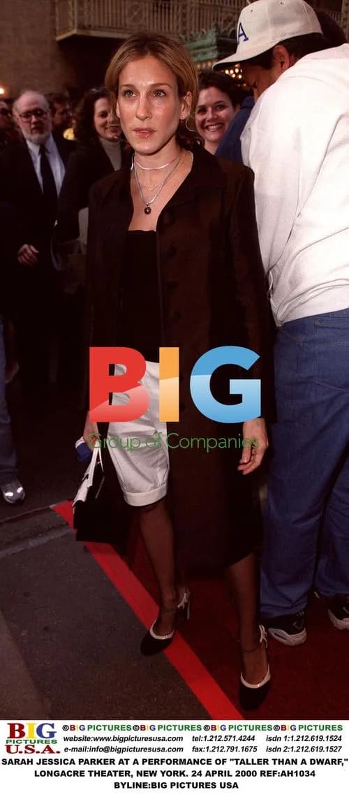 SARAH JESSICA PARKER AT TALLER THAN A DWARF