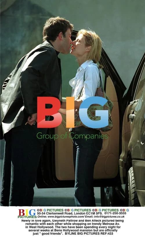 Gwyneth Paltrow and Ben Afleck shopping in LA