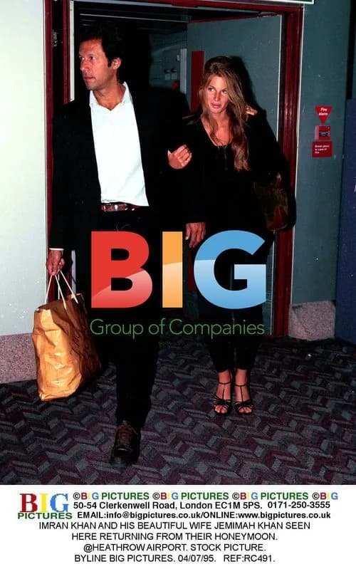 IMRAN KHAN AND JEMIMAH KHAN RETURN FROM HONEYMOON