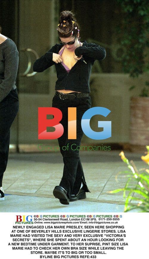 Lisa Marie Presley Shopping for Lingerie