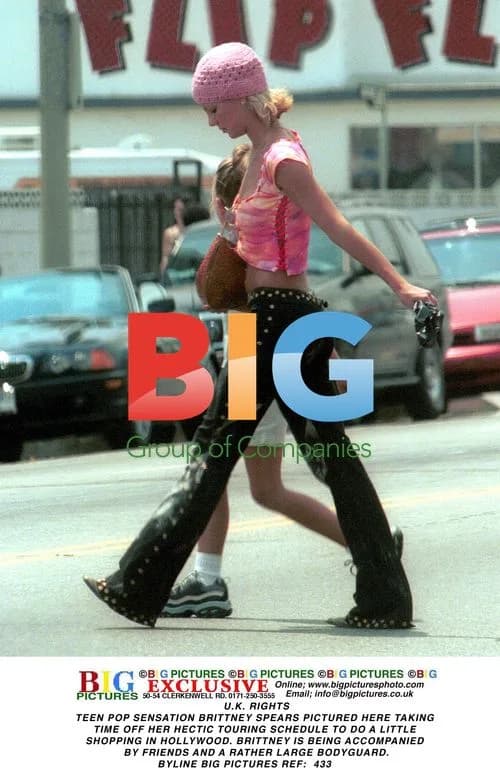 Brittney Spears Shopping in Hollywood