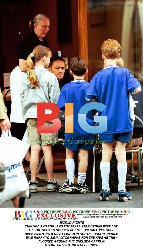 Dennis Wise and Eric Hall Spotted at Lunch