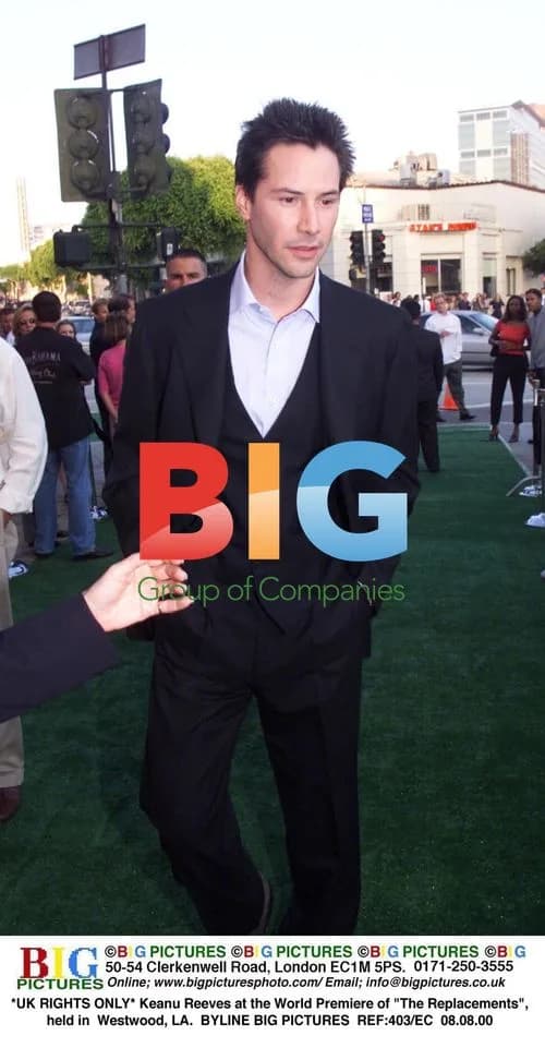 Keanu Reeves at "The Replacements" World Premiere
