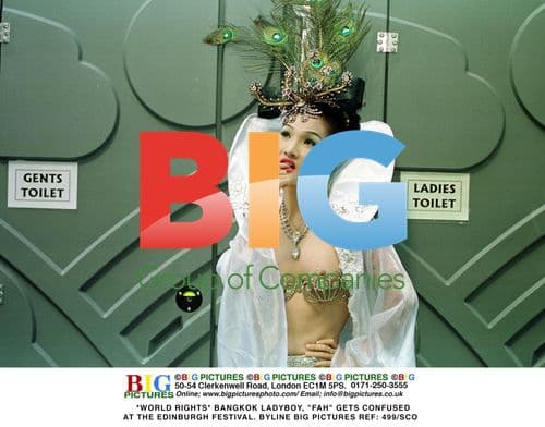 Bangkok Ladyboy "Fah" at Edinburgh Festival