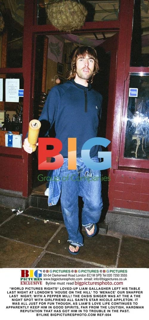 Liam Gallagher 'Menaces' Paparazzi with Pepper Mill
