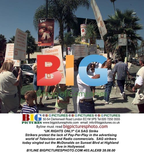 SAG Strikers Protest Pay-Per-Play at McDonalds