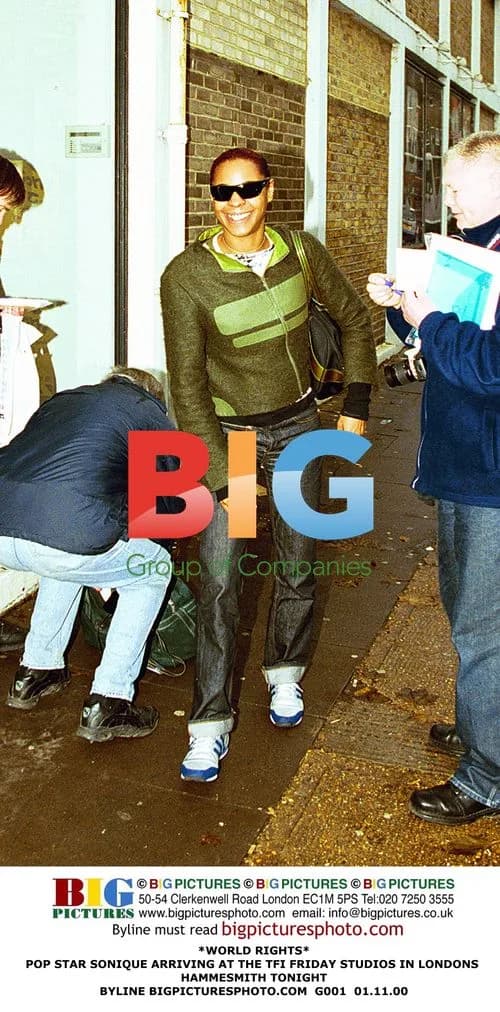 Sonique Arrives at TFI Friday Studios