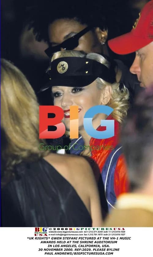 Gwen Stefani at VH-1 Music Awards