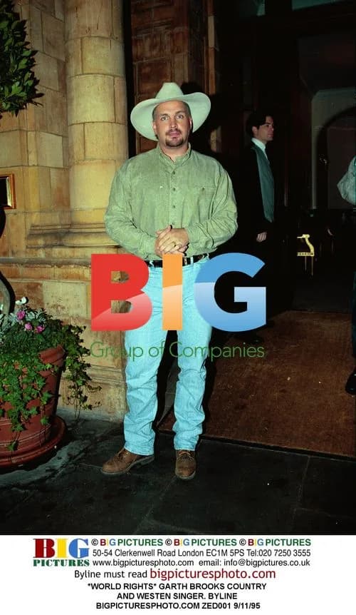 Garth Brooks, Country and Western Singer