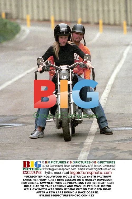 Gwyneth Paltrow Takes Bike Lesson
