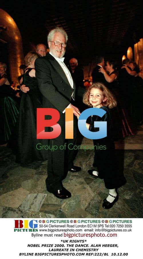 Nobel Prize 2000 Laureate Alan Heeger Dancing