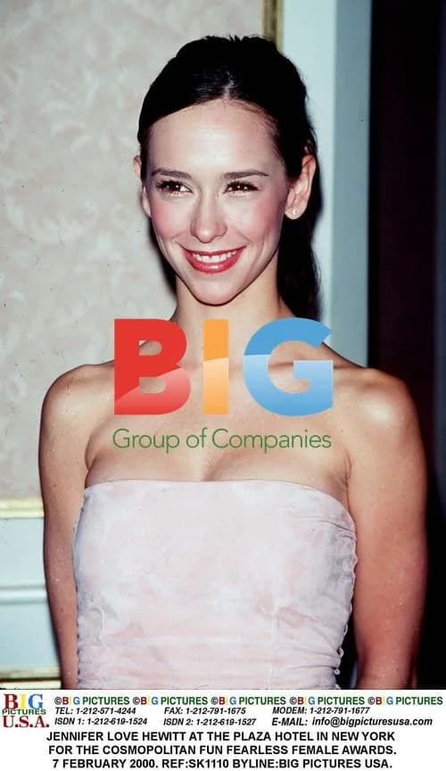 Jennifer Love Hewitt at Plaza Hotel for Cosmo Awards
