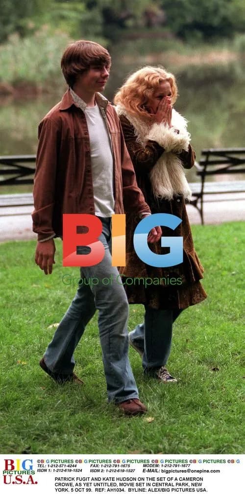 Patrick Fugit and Kate Hudson on movie set
