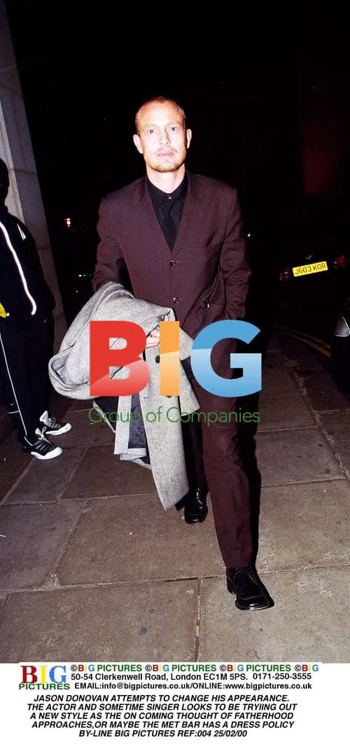 Jason Donovan Tries New Style