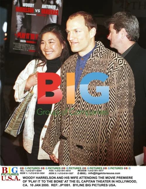 WOODY HARRELSON AND WIFE AT 'PLAY IT TO THE BONE' PREMIERE