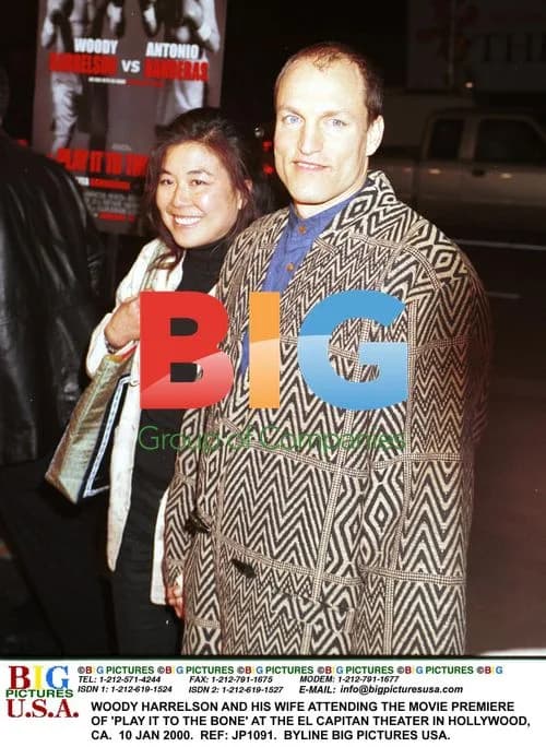 Woody Harrelson and wife at 'Play It to the Bone' premiere
