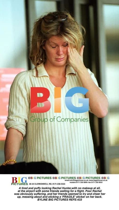 Rachel Hunter Spotted at Airport