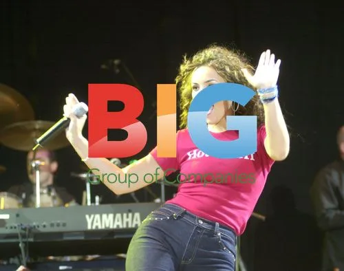 Martine McCutcheon at Party in the Park 2000