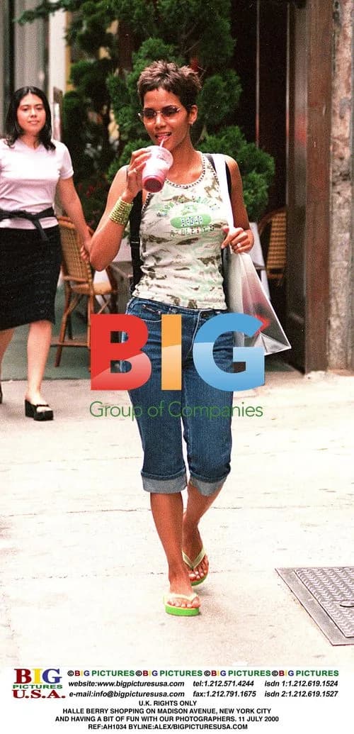 Halle Berry Shopping in NYC