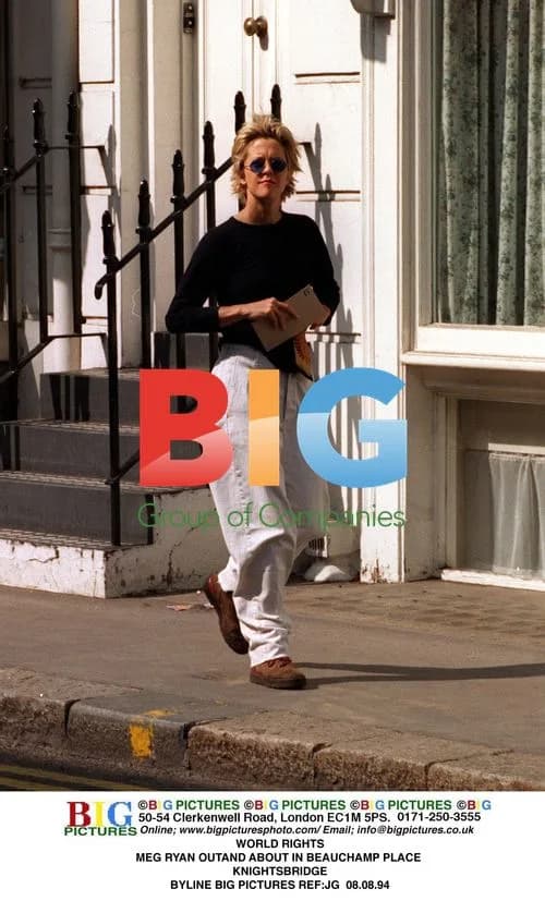 Meg Ryan out and about in Beauchamp Place
