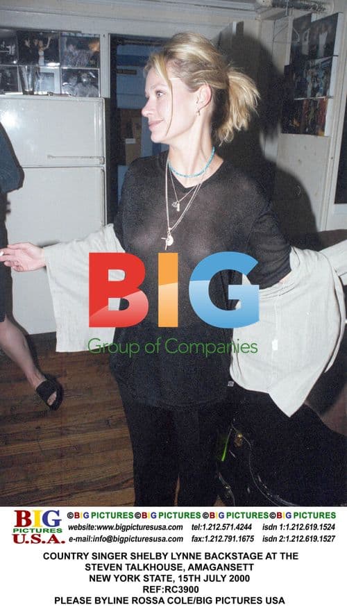 Shelby Lynne Backstage at Steven Talkhouse