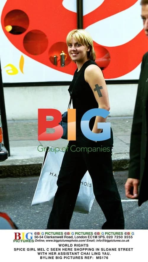 Mel C shopping with assistant Chai Ling Yau