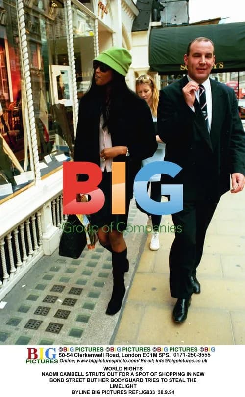 Naomi Campbell Street Shopping with Bodyguard