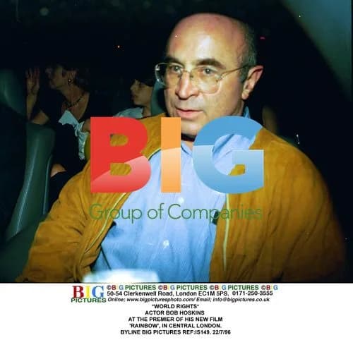 Bob Hoskins at 'Rainbow' premier in London