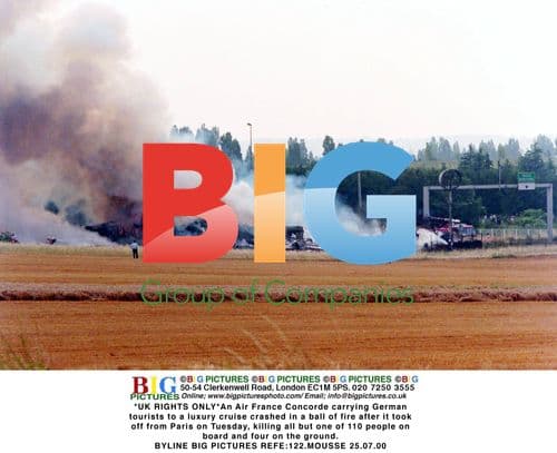 Air France Concorde crashes in Paris, killing 114