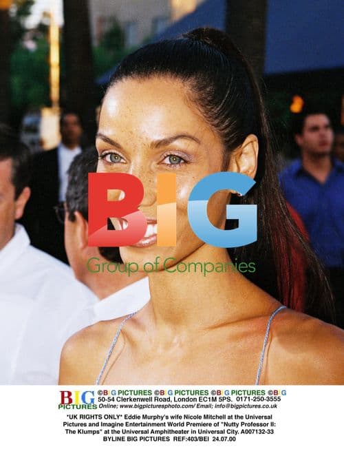 Eddie Murphy's wife Nicole Mitchell at "Nutty Professor II" premiere