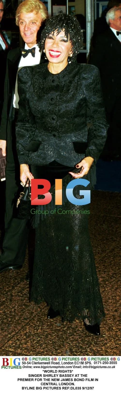 Shirley Bassey at James Bond Premiere