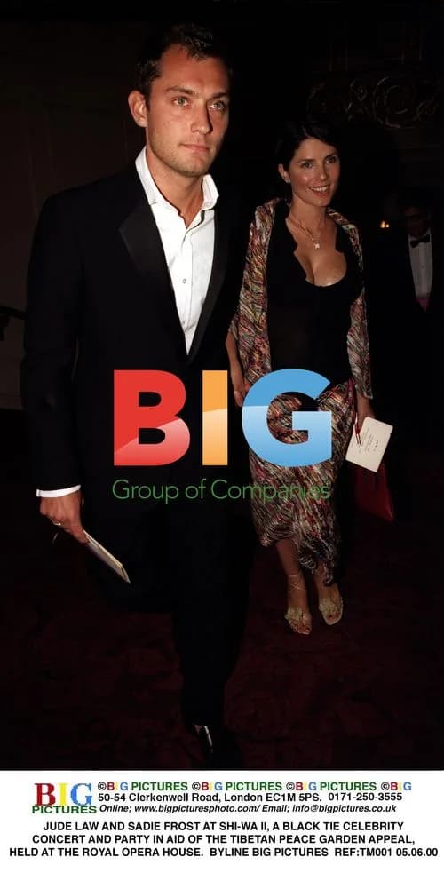 Jude Law and Sadie Frost at Shi-Wa II Concert