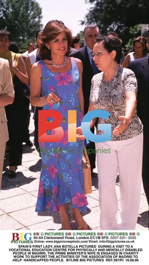 Spain's First Lady Visits Vocational Center