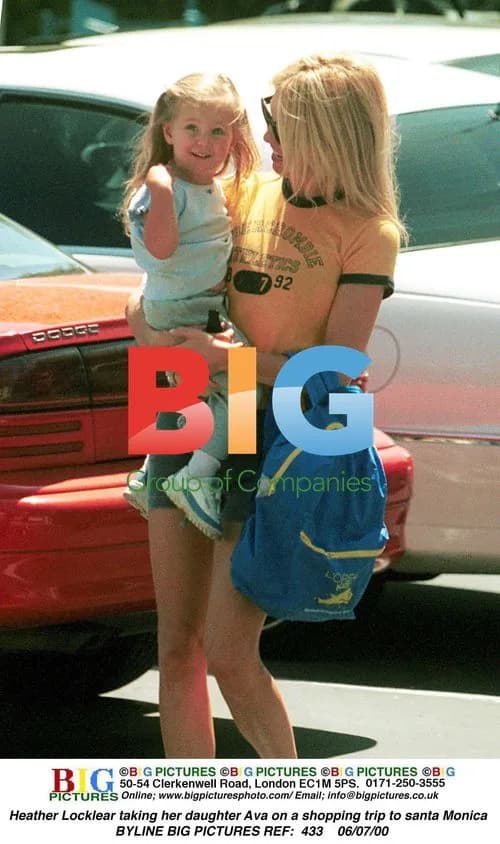 Heather Locklear and daughter Ava shopping in Santa Monica