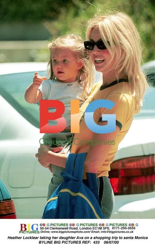 Heather Locklear and daughter Ava shopping in Santa Monica