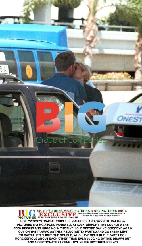 Ben Affleck and Gwyneth Paltrow's Goodbye at LAX